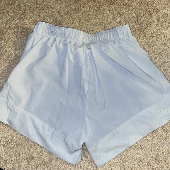 Women’s Nike Shorts w/built in Spandex - Picture 3 of 5